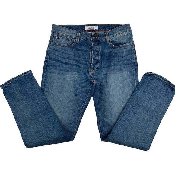 Tommy Hilfiger Women’s Adaptive Relaxed Magnetic Jeans Blue Denim, Size 33Wx32L - Picture 4 of 9